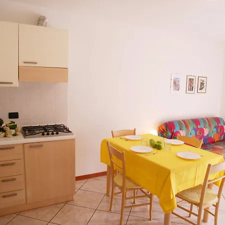 Alessia Appartement Grado Buitenkant foto
